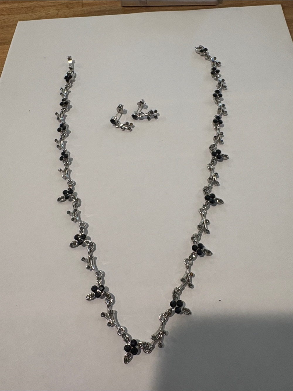 Silver Metal Floral Vine Necklace with Black Accents And Matching earings